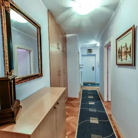 Apartment Lux Cvetkovic